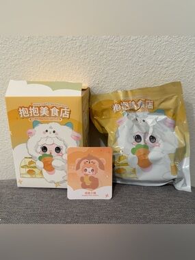 Yooki V10 Hug Gourmet Restaurant Blind Box, Confirmed Naughty Little Monkey